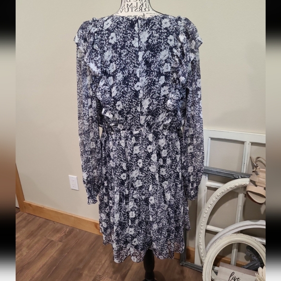 Rachel Parcell Dress Women SZ large blue floral with Metallic flowy ruffle - Picture 6 of 12